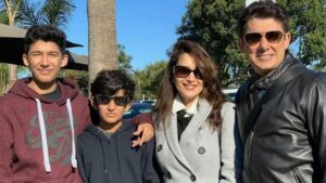 madhuri dixit sons age